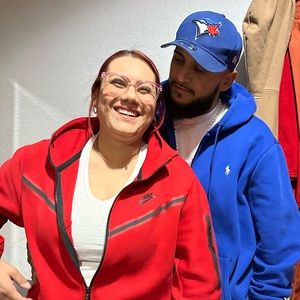 Meet your Posher, Adrianna